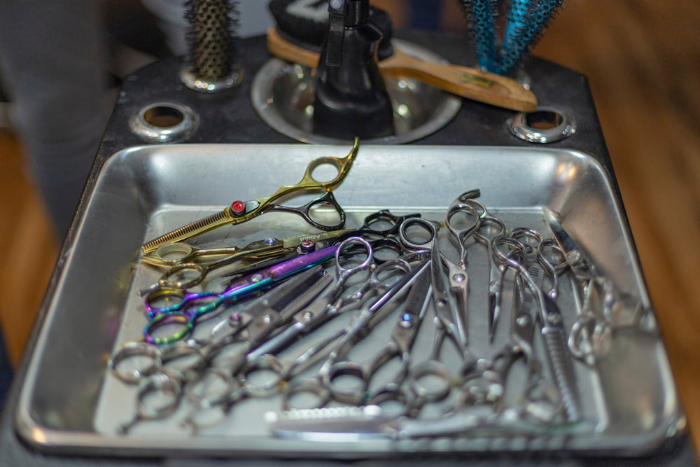 Verzorgingsschaar en trimtools